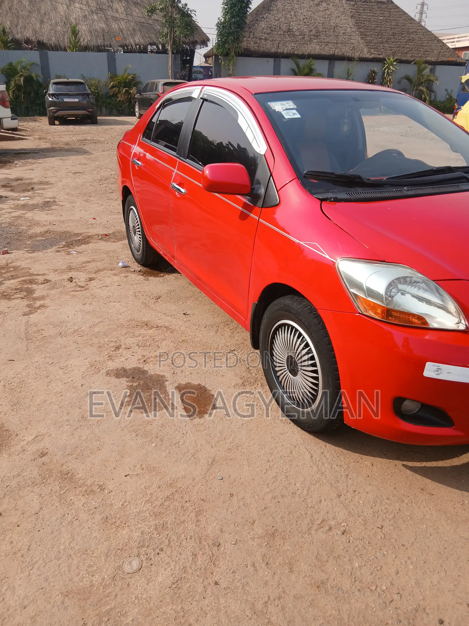 Toyota Yaris SE Hatchback 5dr 2013 Red