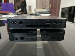 Desktop Computer Apple Mac Mini 12GB Intel Core i3 SSD 256GB