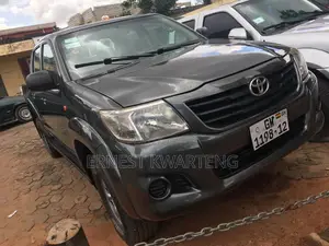 Toyota Hilux 2012 Black