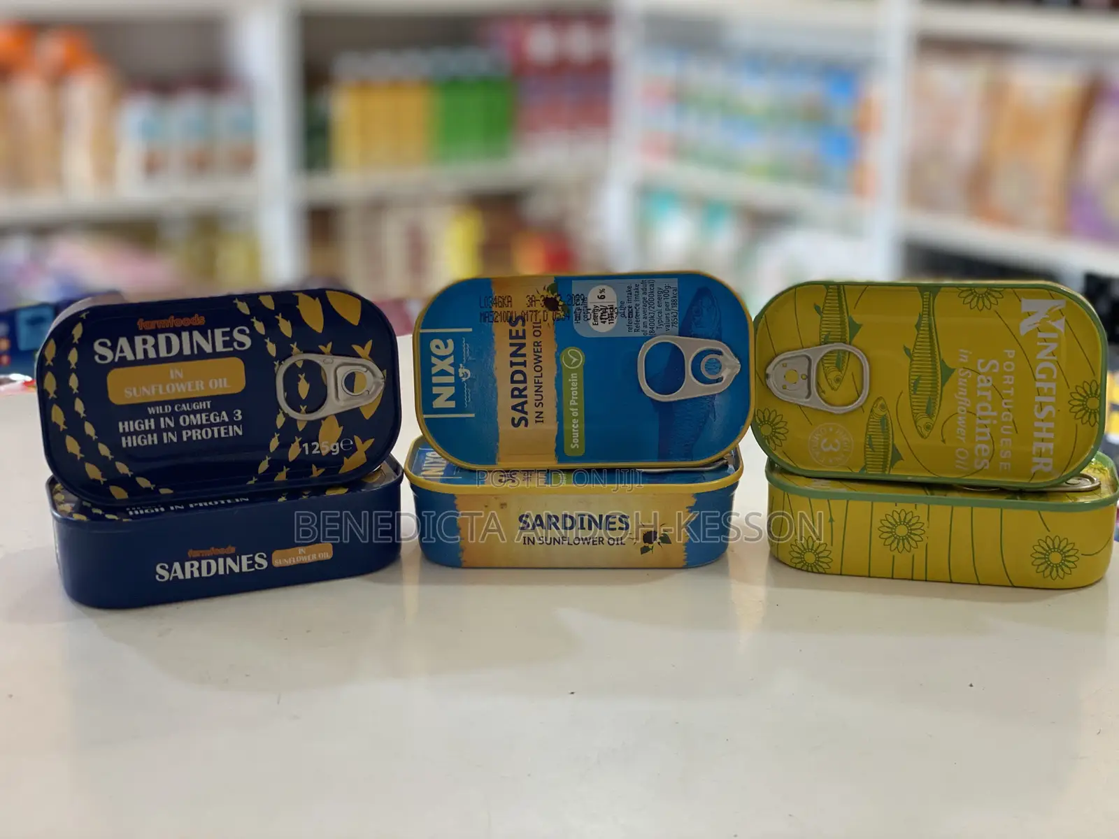 Nixe and Kingfisher Sardines