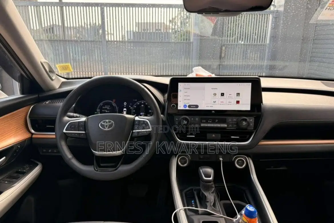Toyota Grand Highlander 2025 Gray
