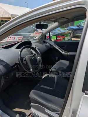 Toyota Yaris 1.5 2009 Silver