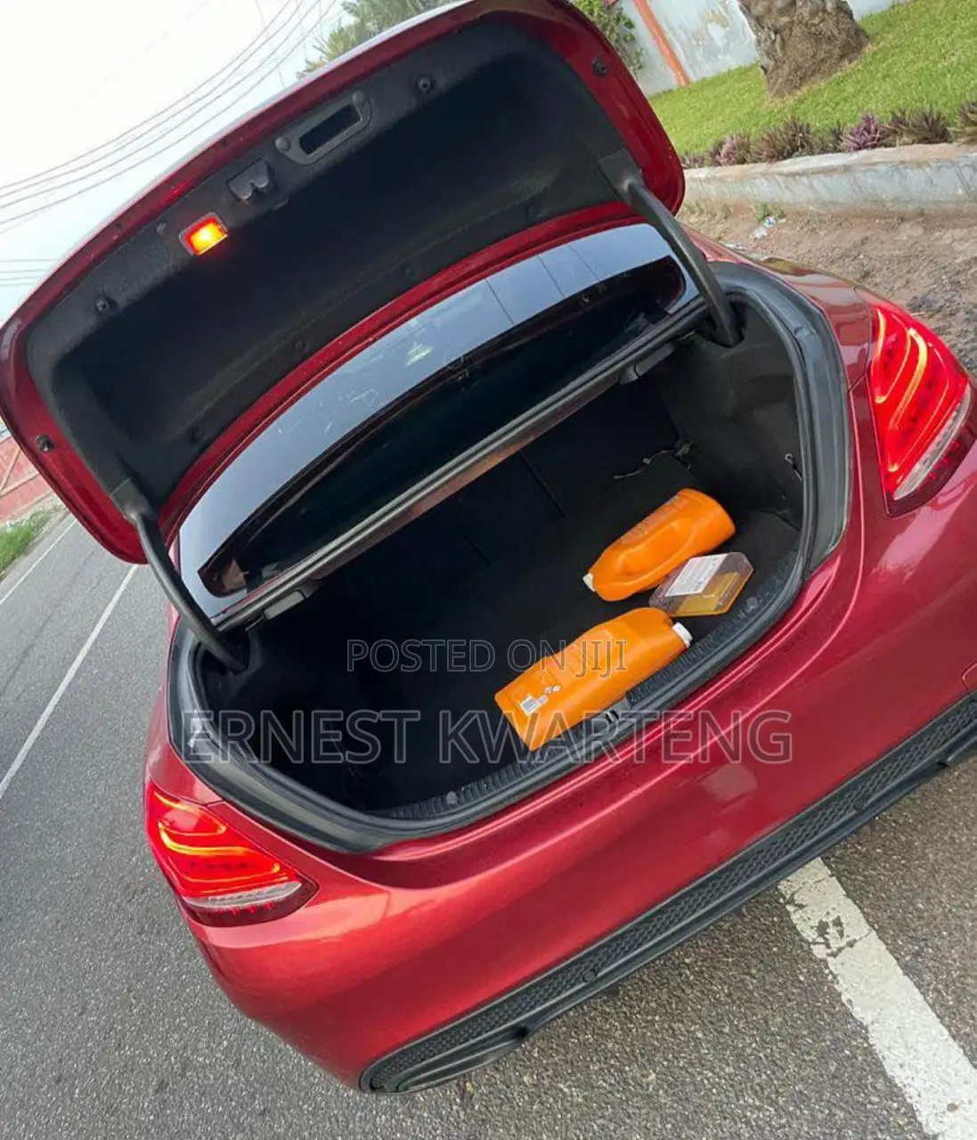 Mercedes-Benz C300 2017 Red