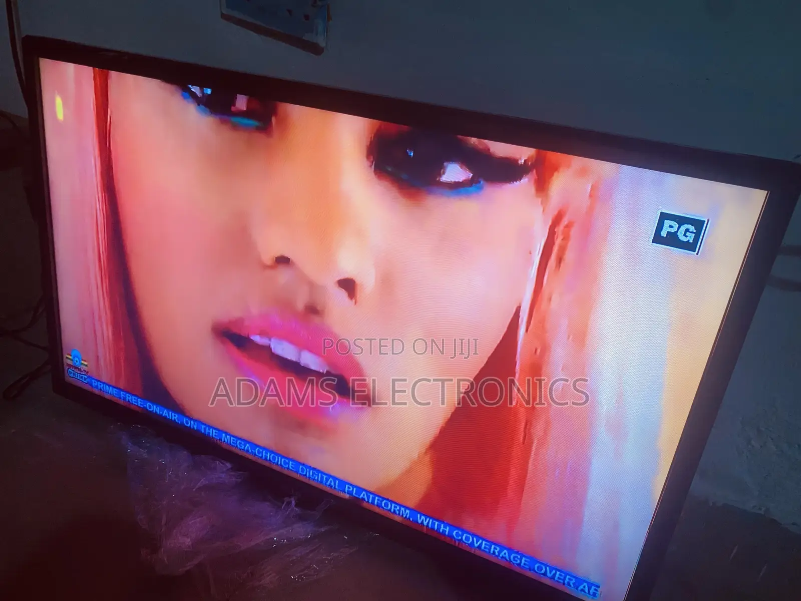 A Very Nice Home Used 32 Inche Digital Satellite and T2 Lg Tv for Sale