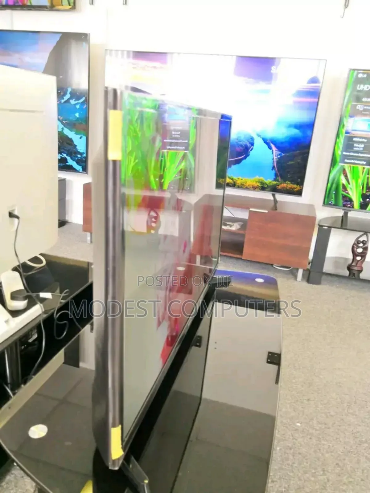 Samsung 43inches Smart Tv