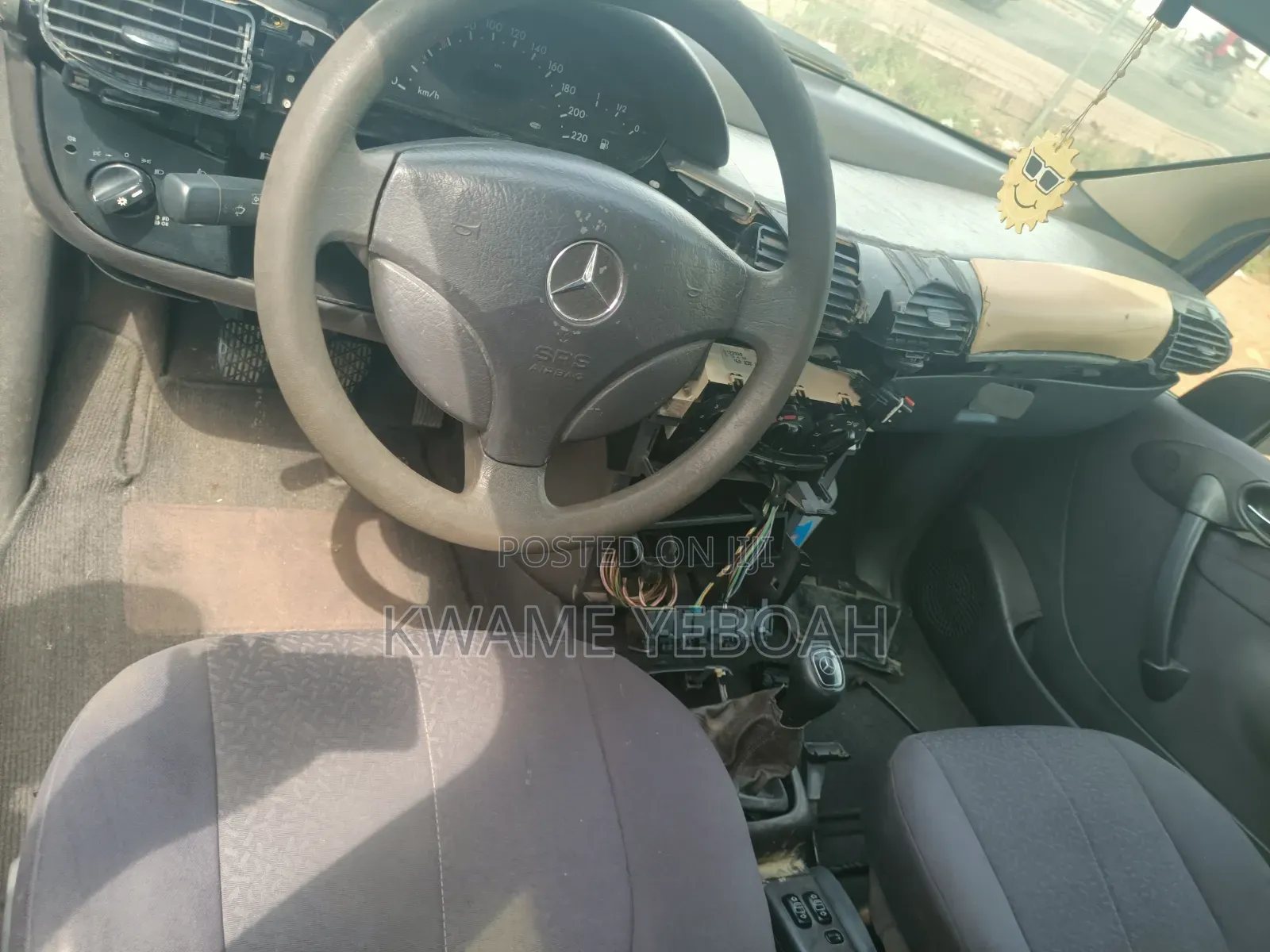 Mercedes-Benz 1420 2002 Blue