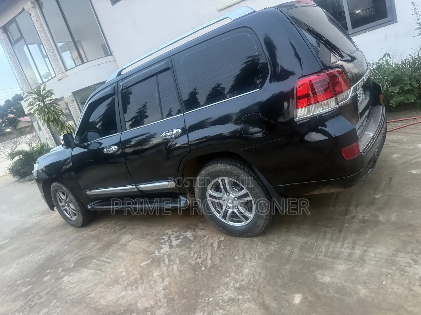 Toyota Land Cruiser 2010 Black