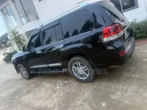 Toyota Land Cruiser 2010 Black