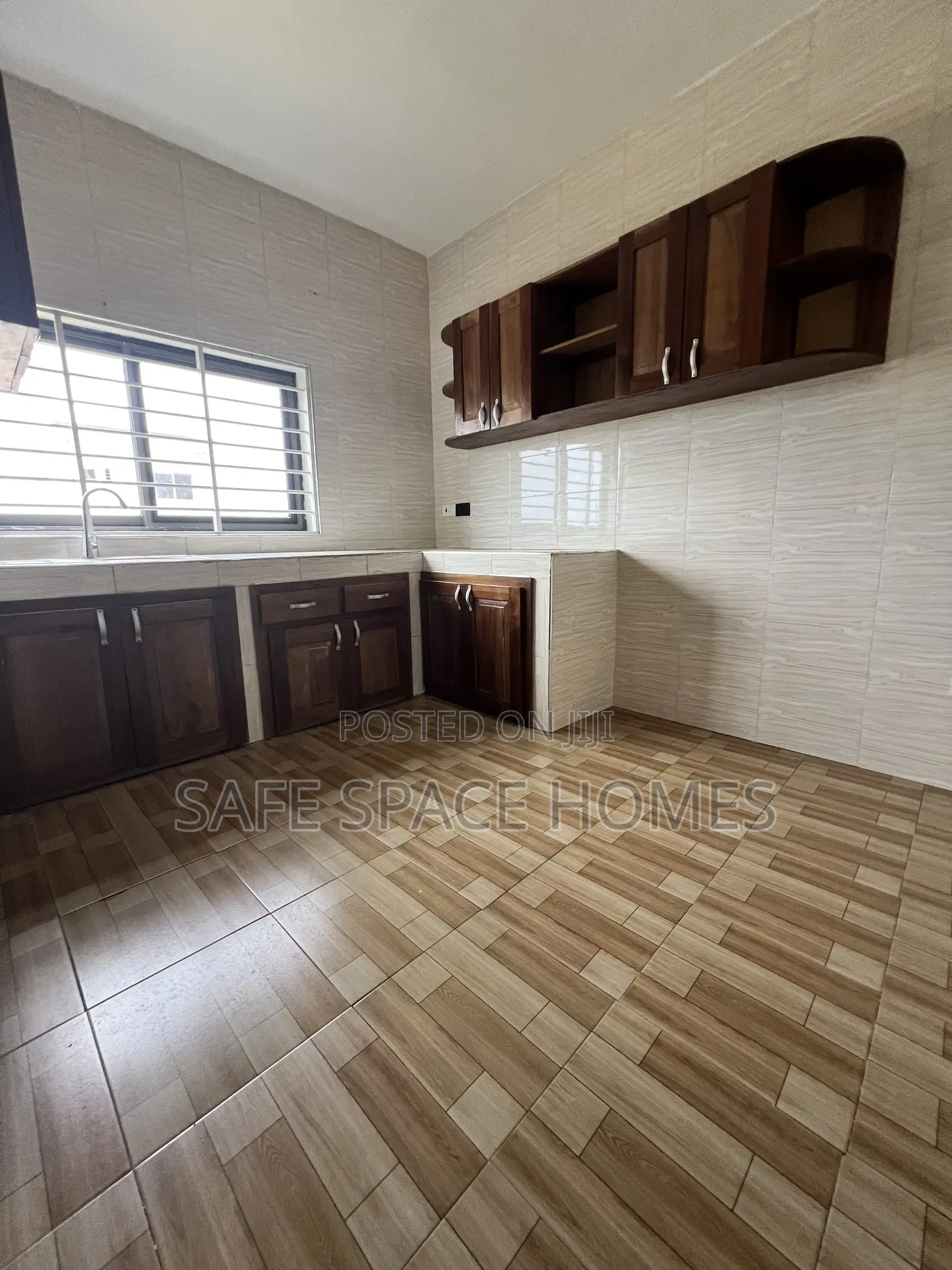 2bdrm Apartment in Burma Camp for rent
