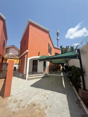 2bdrm Townhouse / Terrace in Cantonments for rent