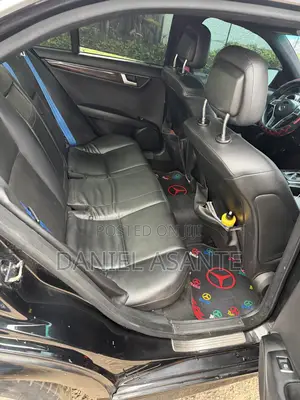 Mercedes-Benz C300 2013 Black