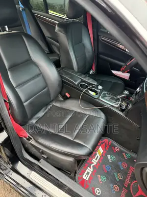 Mercedes-Benz C300 2013 Black