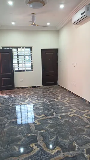 2bdrm Apartment in Taxi Rank, Doku for rent