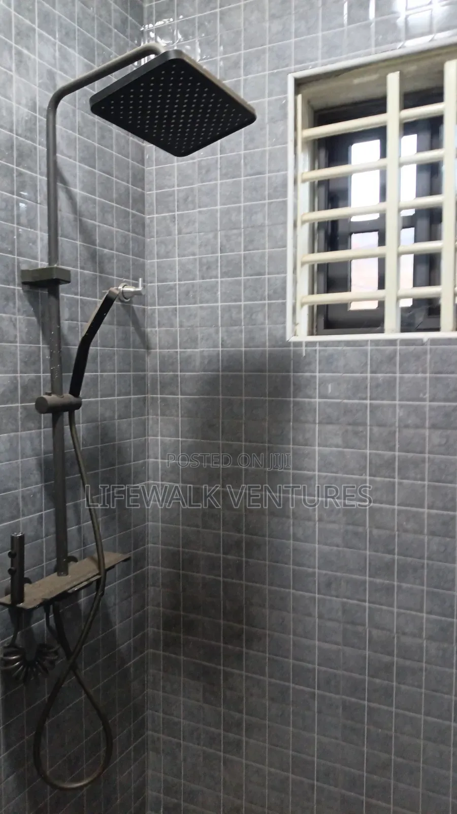 2bdrm Apartment in Taxi Rank, Doku for rent