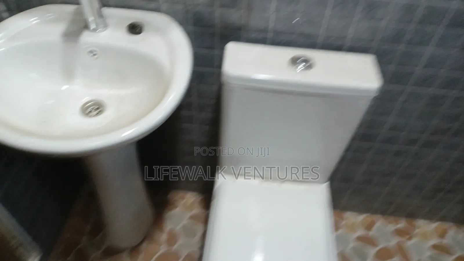 2bdrm Apartment in Taxi Rank, Doku for rent