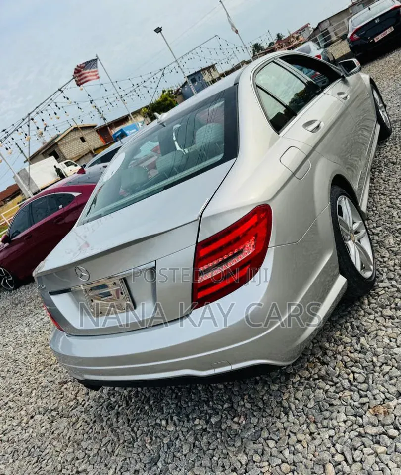Mercedes-Benz C250 2014 Silver