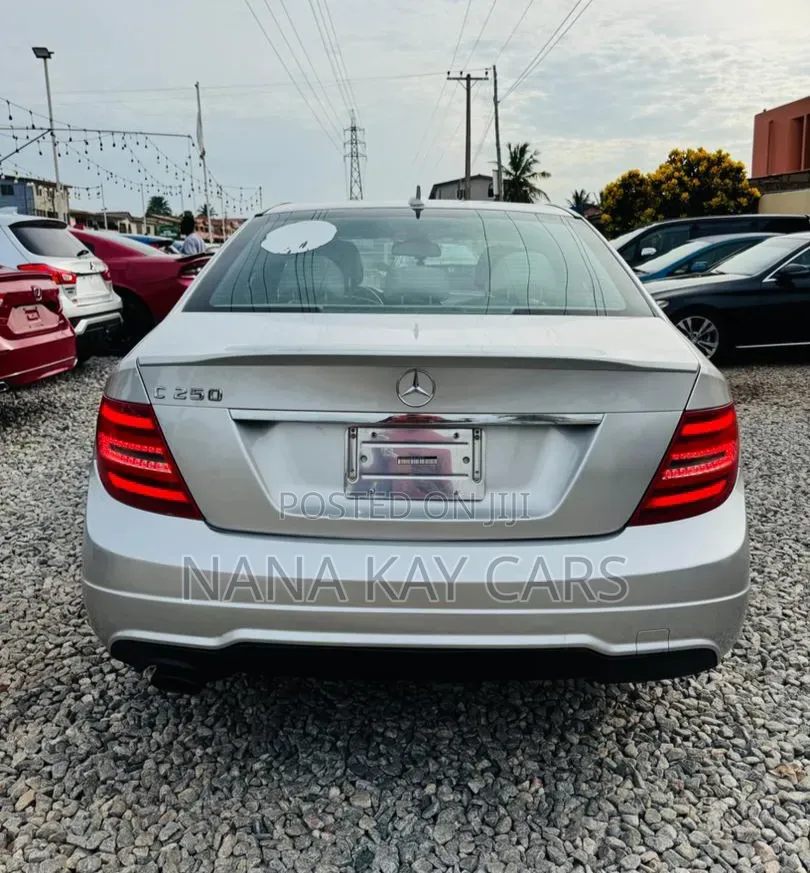 Mercedes-Benz C250 2014 Silver