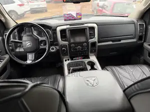 Dodge RAM 1500 3.6 Petrol AWD 2015 Blue