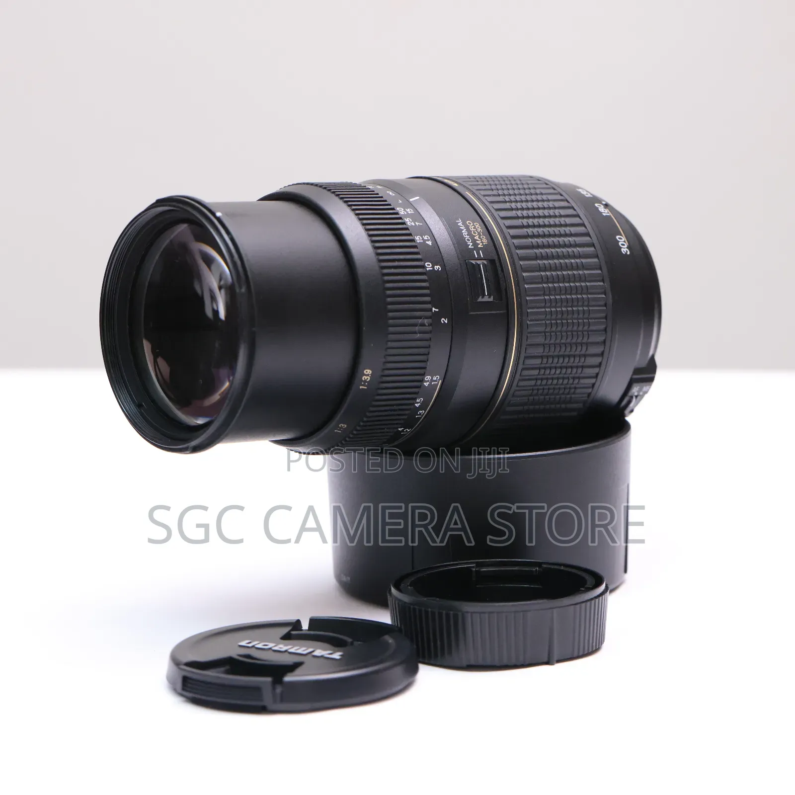 Tamron 70-300 F3.5-5.6 Macro Lens // Nikon F // 8-Months Warranty