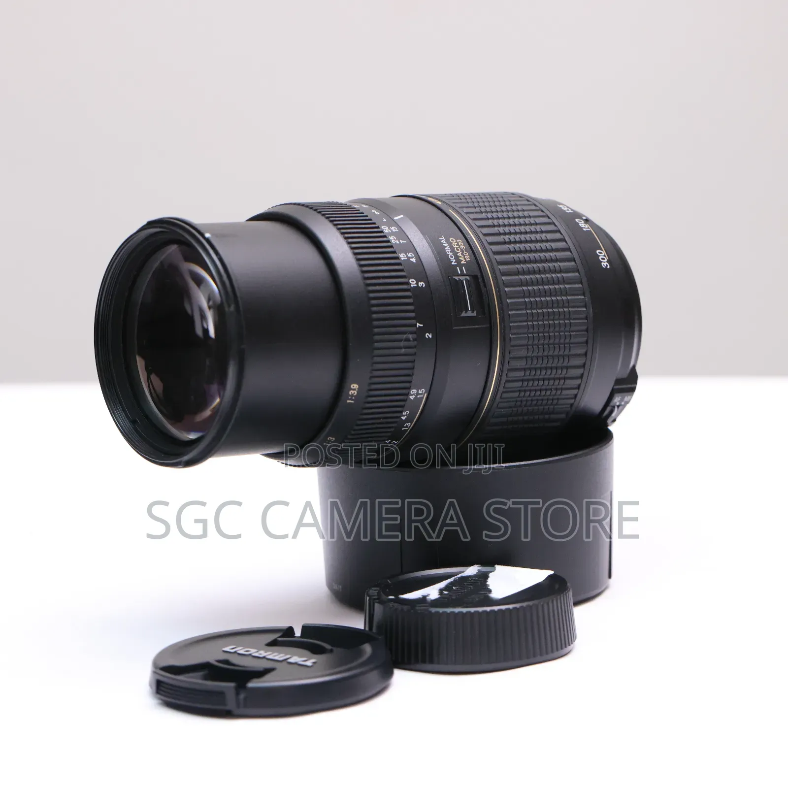 Tamron 70-300 F3.5-5.6 Macro Lens // Nikon F // 8-Months Warranty