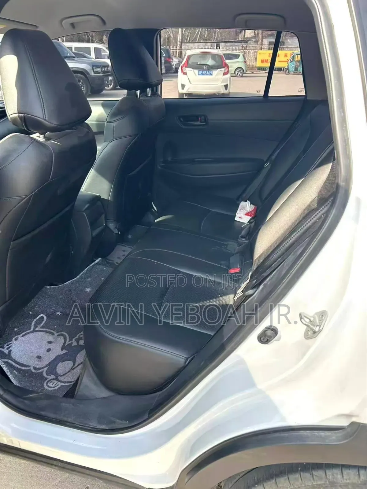 Toyota Corolla Cross LE 2WD 2024 White
