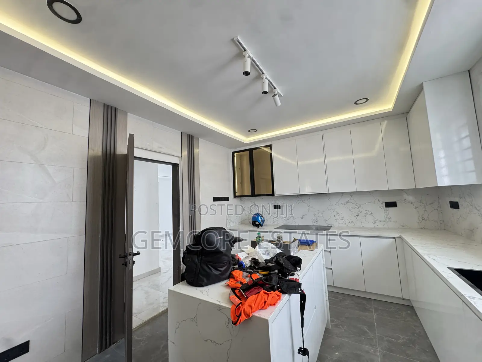5bdrm House in East Legon Hills for sale