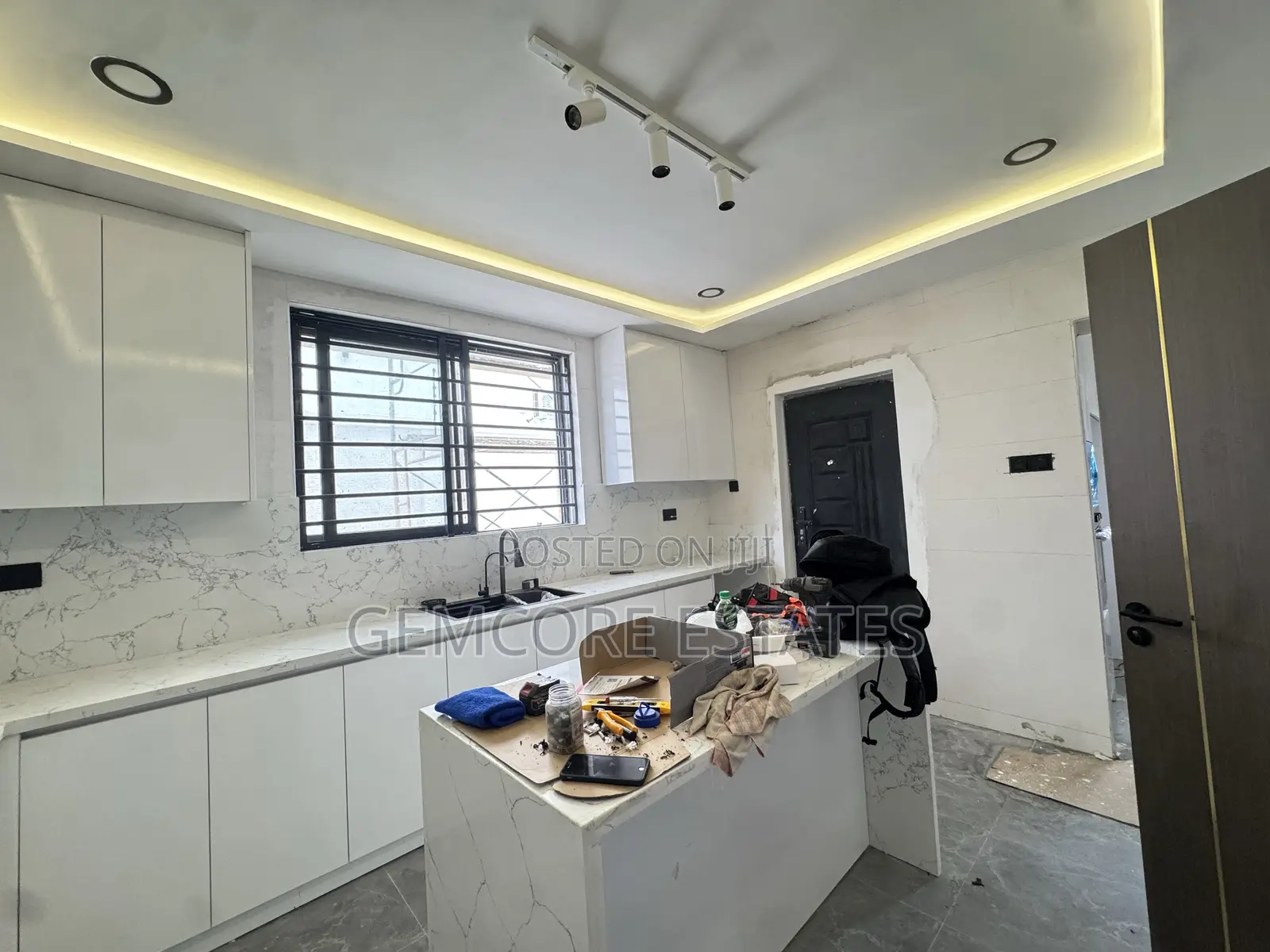5bdrm House in East Legon Hills for sale