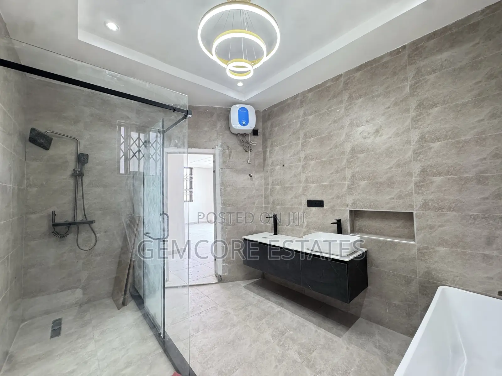 5bdrm House in East Legon Hills for sale