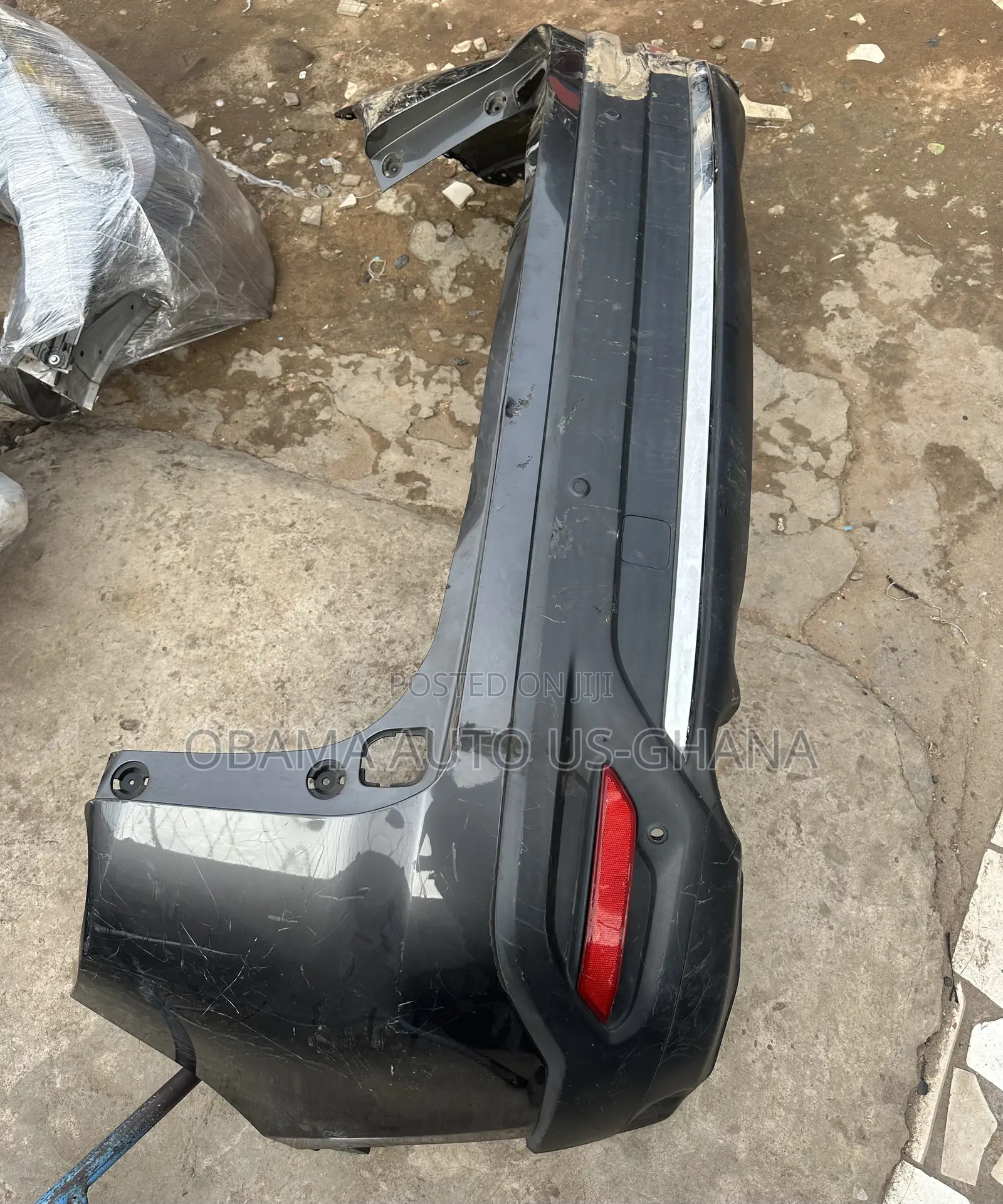 Nissan Rogue / Xtrail 2017 2018 2019 2020 2021 Back Bumper