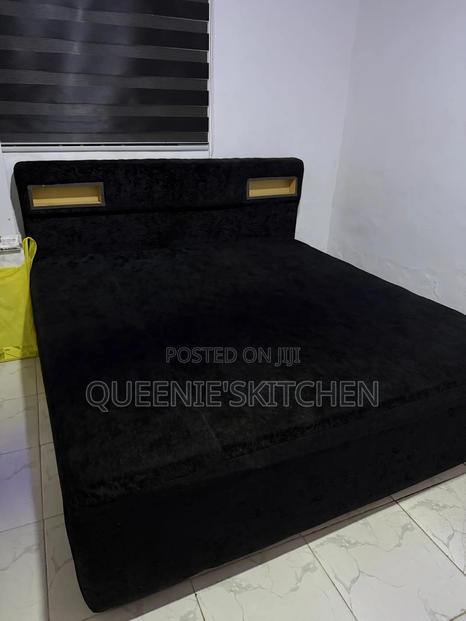 Inbuilt King Size Bed