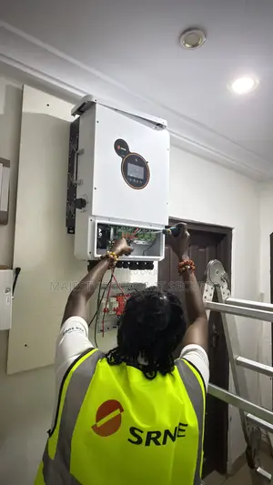 It Technicians and Solar Technicians Are Needed