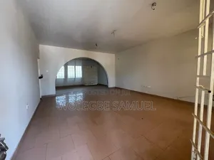 3bdrm House in Spintex, Baatsona Total for rent