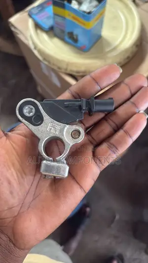 Range Rover Evoque 2014 Battery Terminal