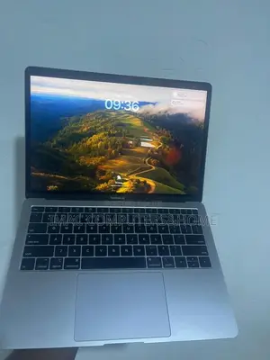 New Laptop Apple MacBook Air 16GB Intel Core i5 SSD 512GB
