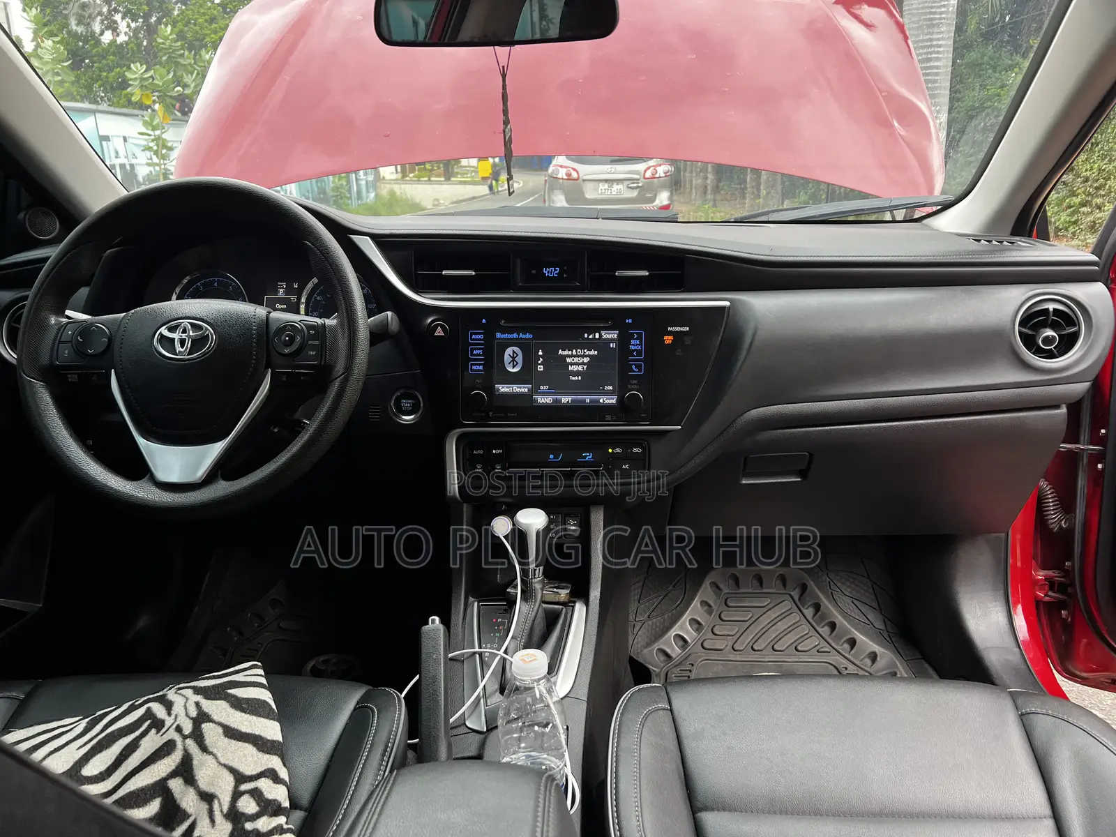 Toyota Corolla 2018 Red