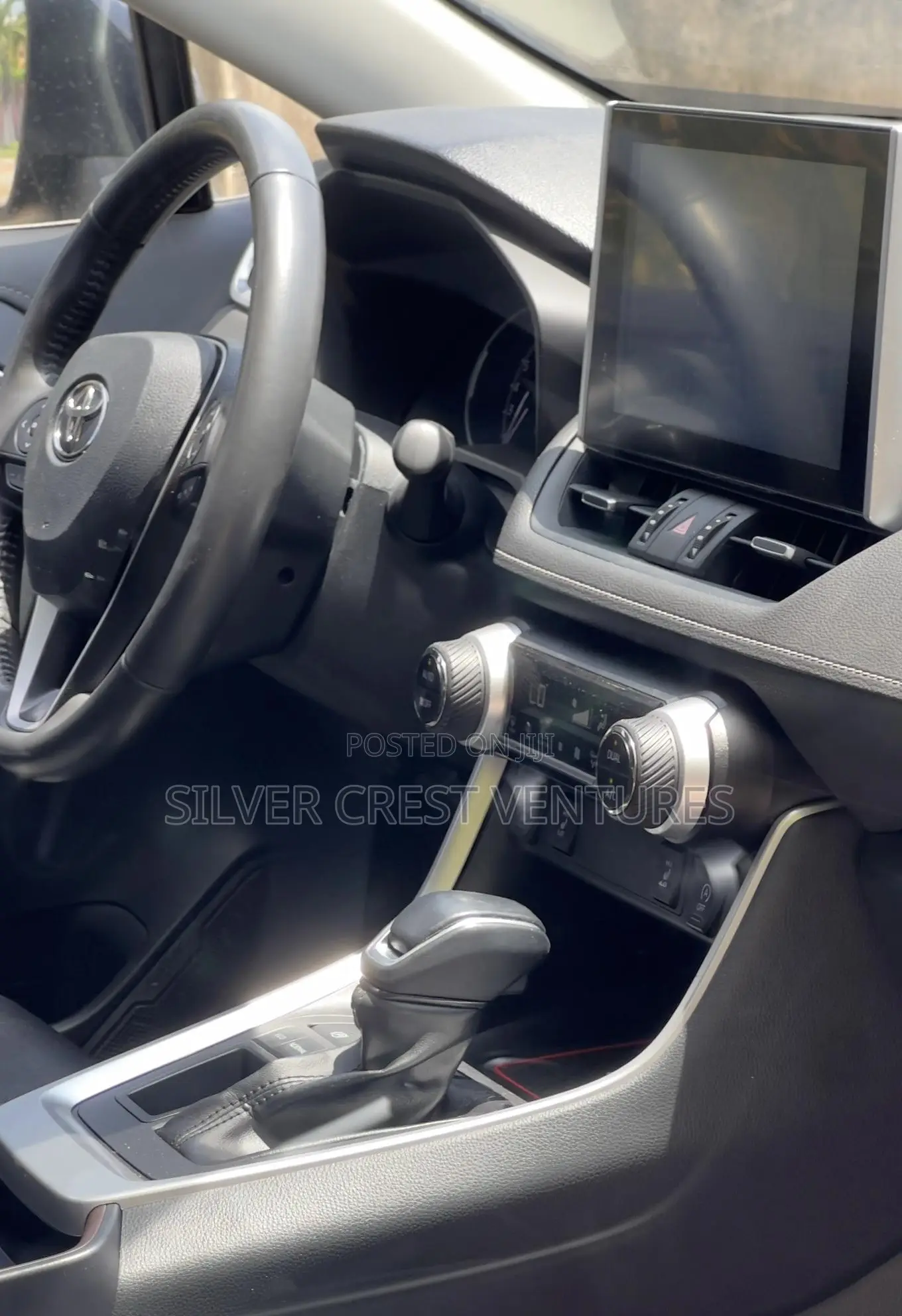 Toyota RAV4 XLE 2022 Black