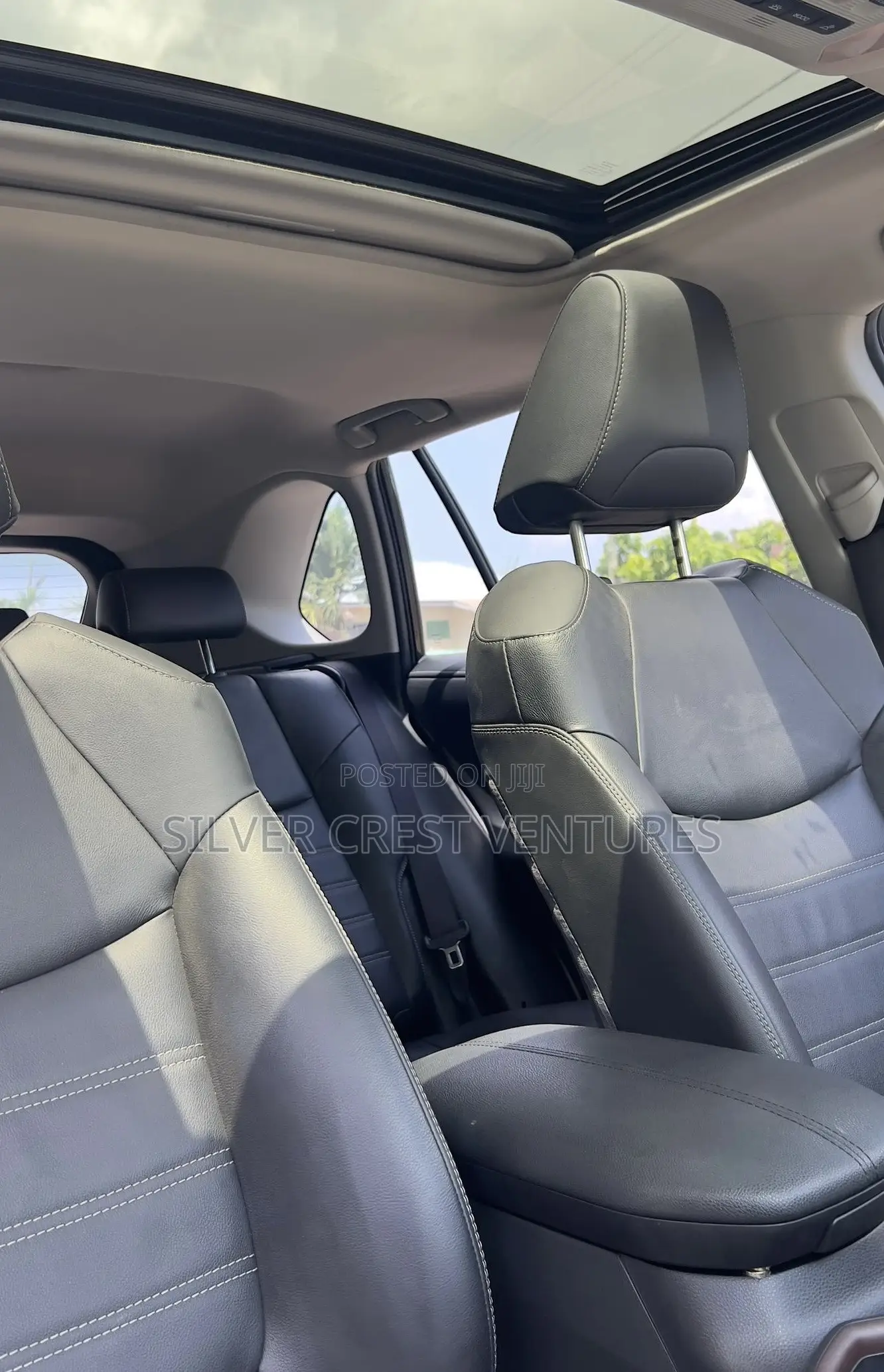Toyota RAV4 XLE 2022 Black