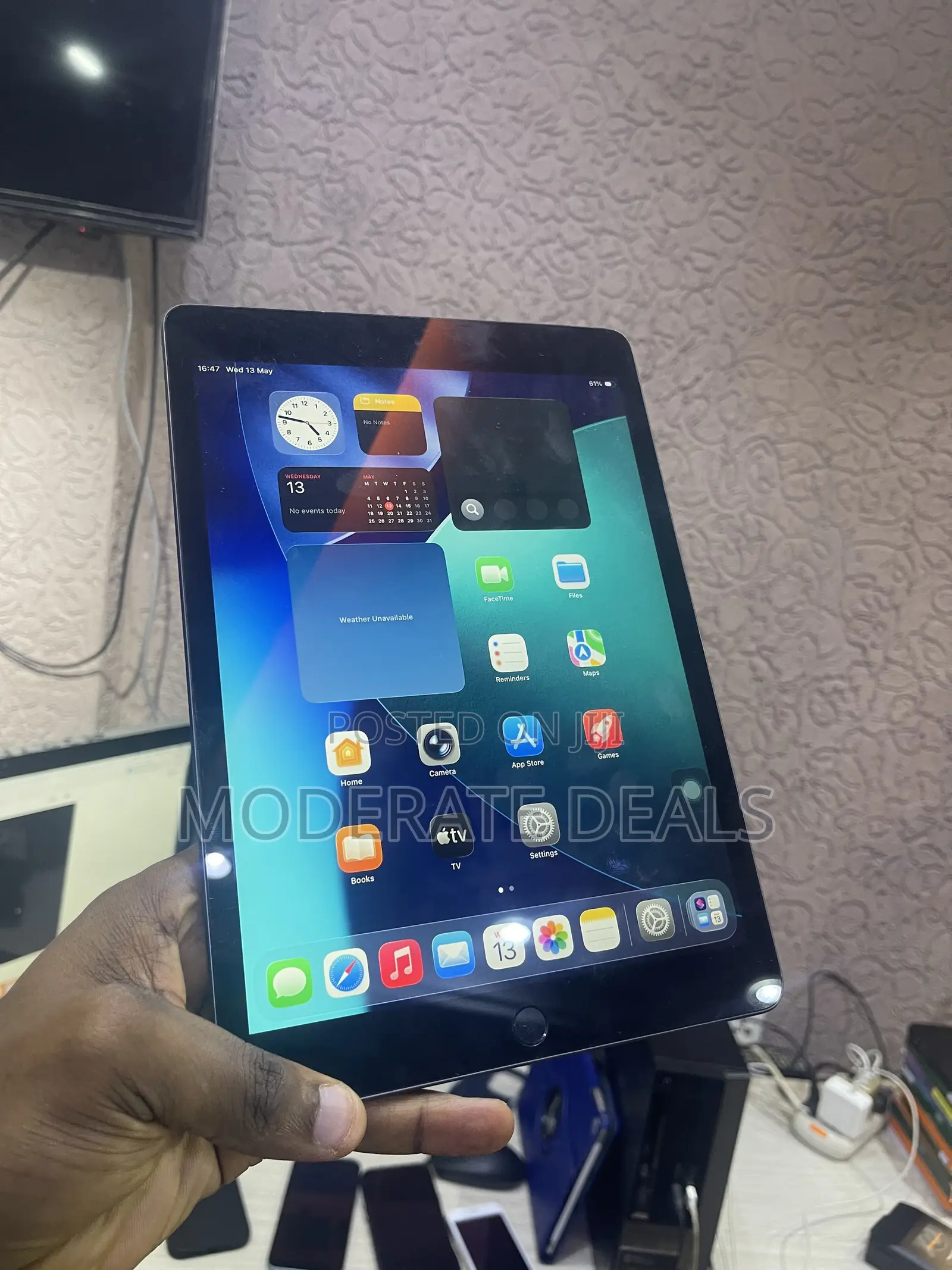 Apple iPad 10.2 (2021) 64 GB Gray