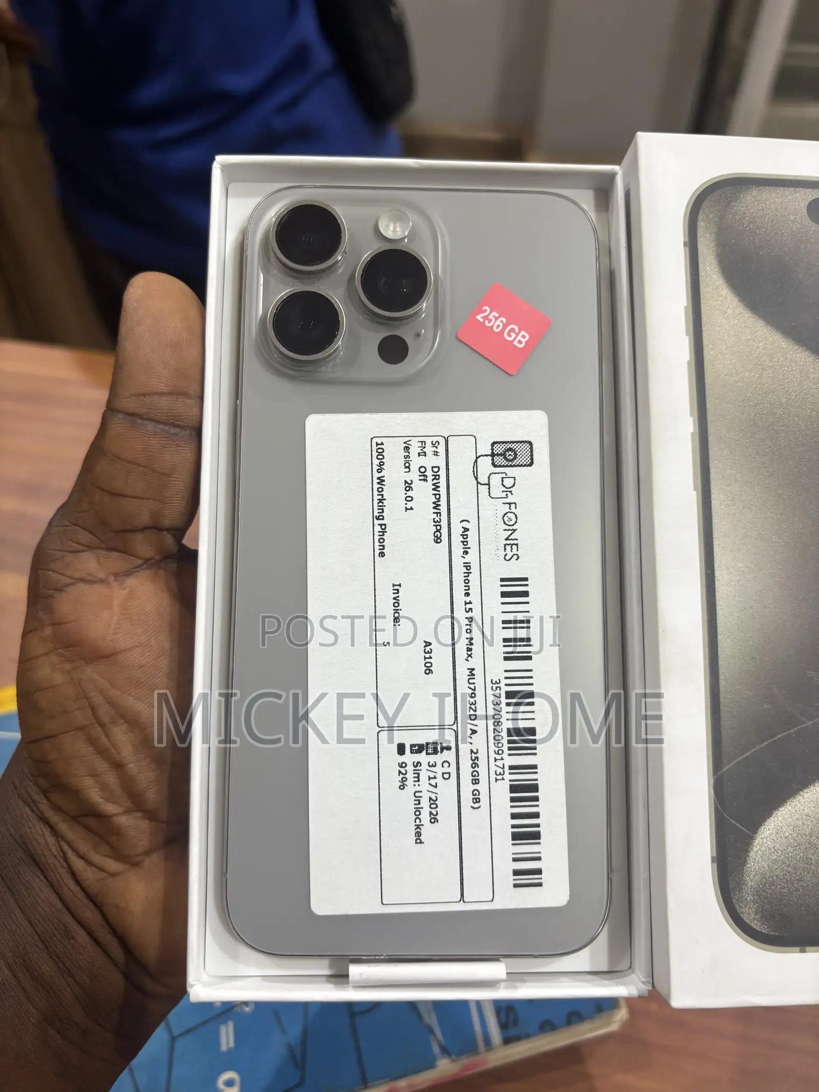 New Apple iPhone 15 Pro Max 256 GB Silver