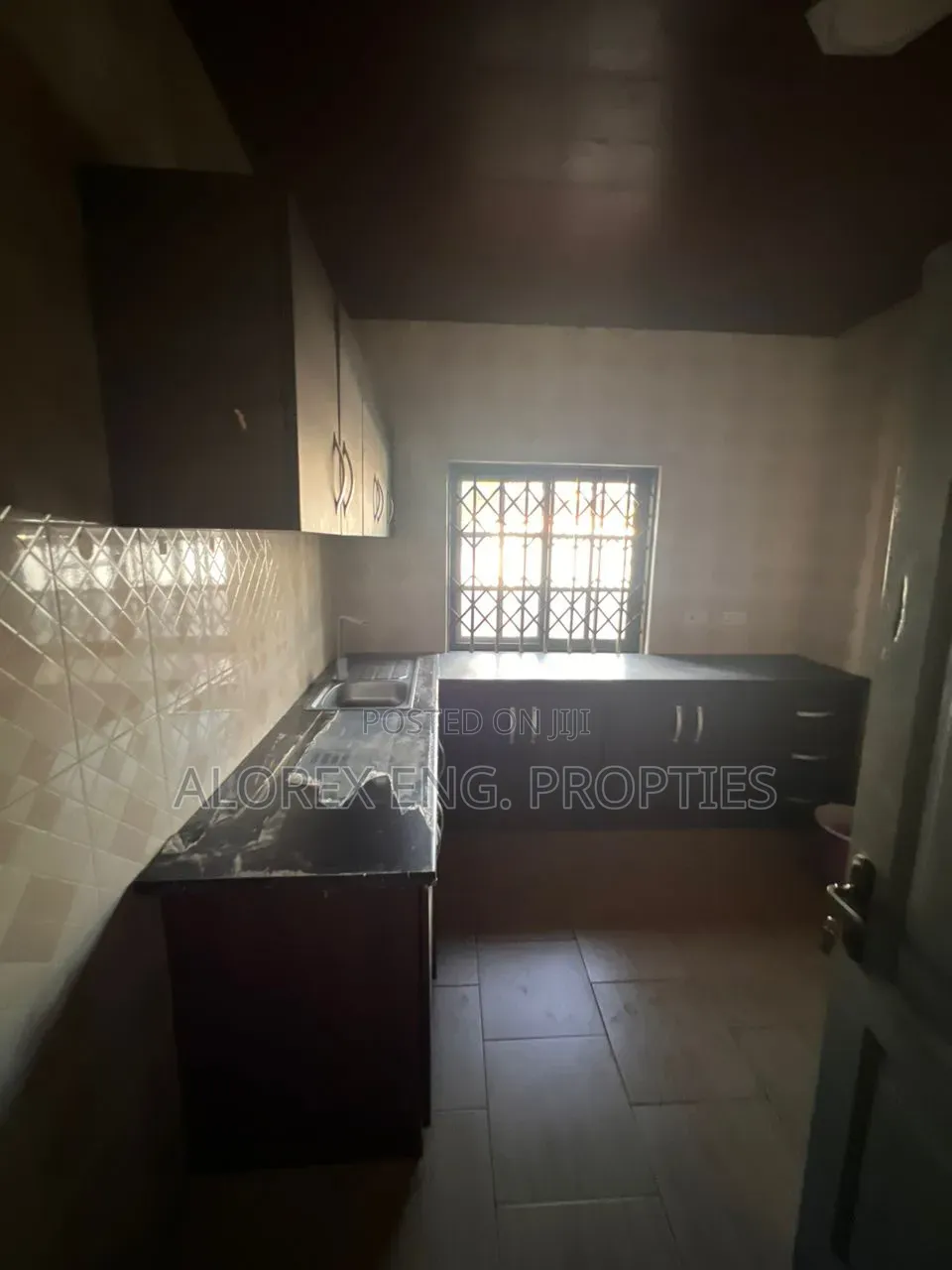 4bdrm House in Medina, Estate for rent