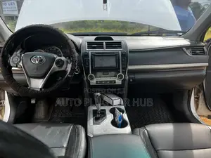 Toyota Camry 2014 White