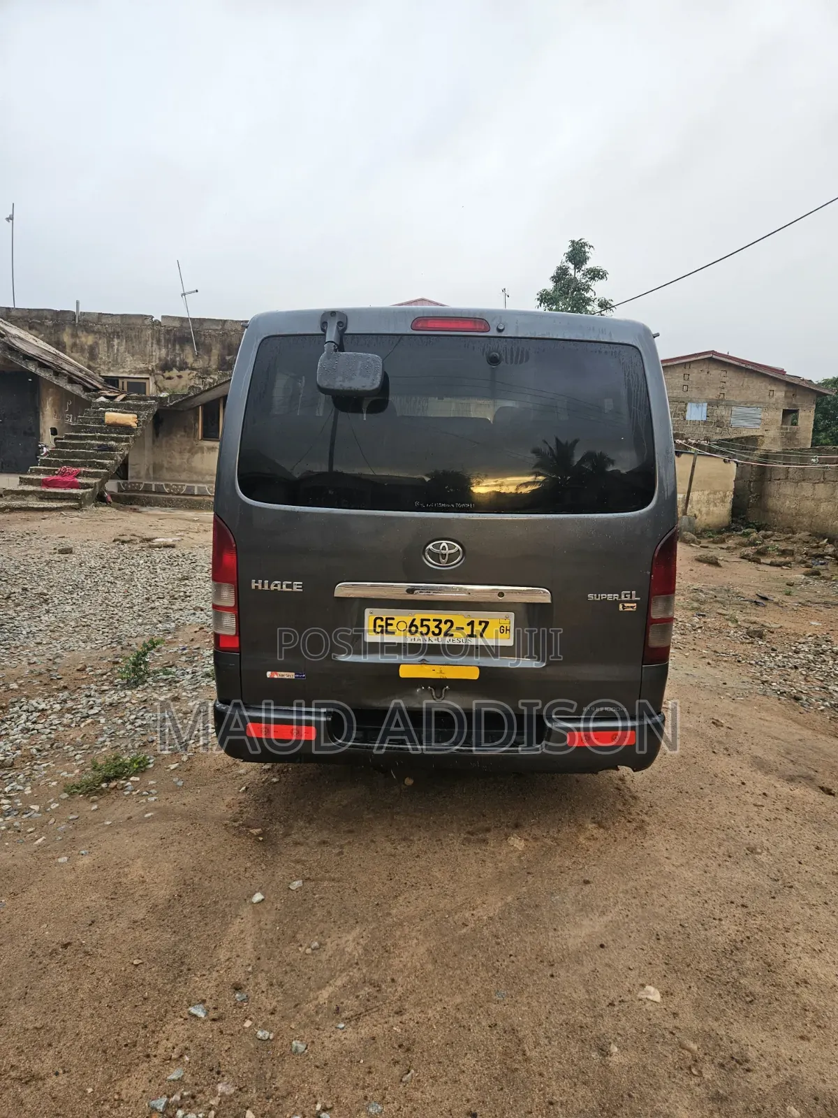 Toyota HiAce 2010 Black