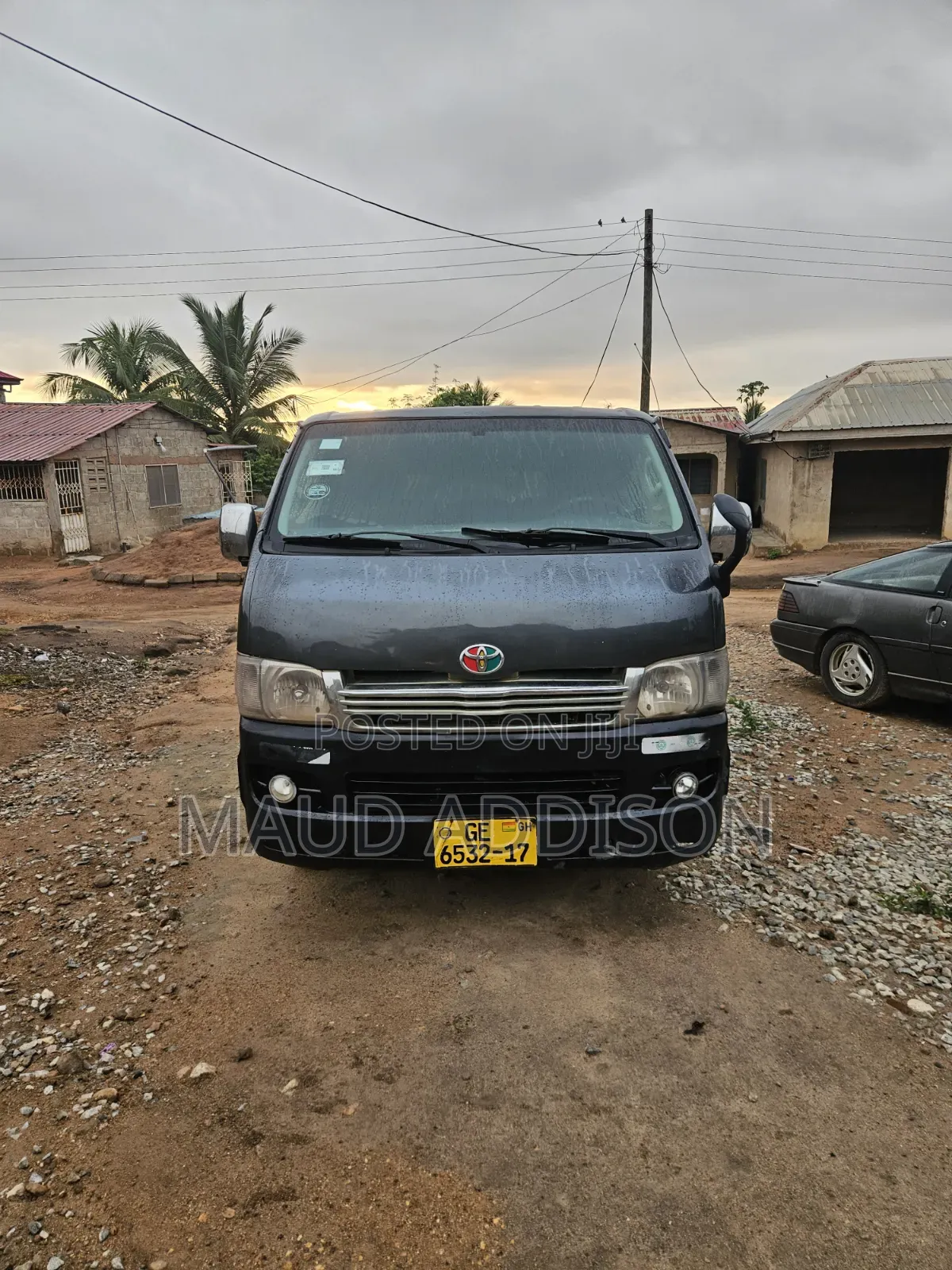 Toyota HiAce 2010 Black