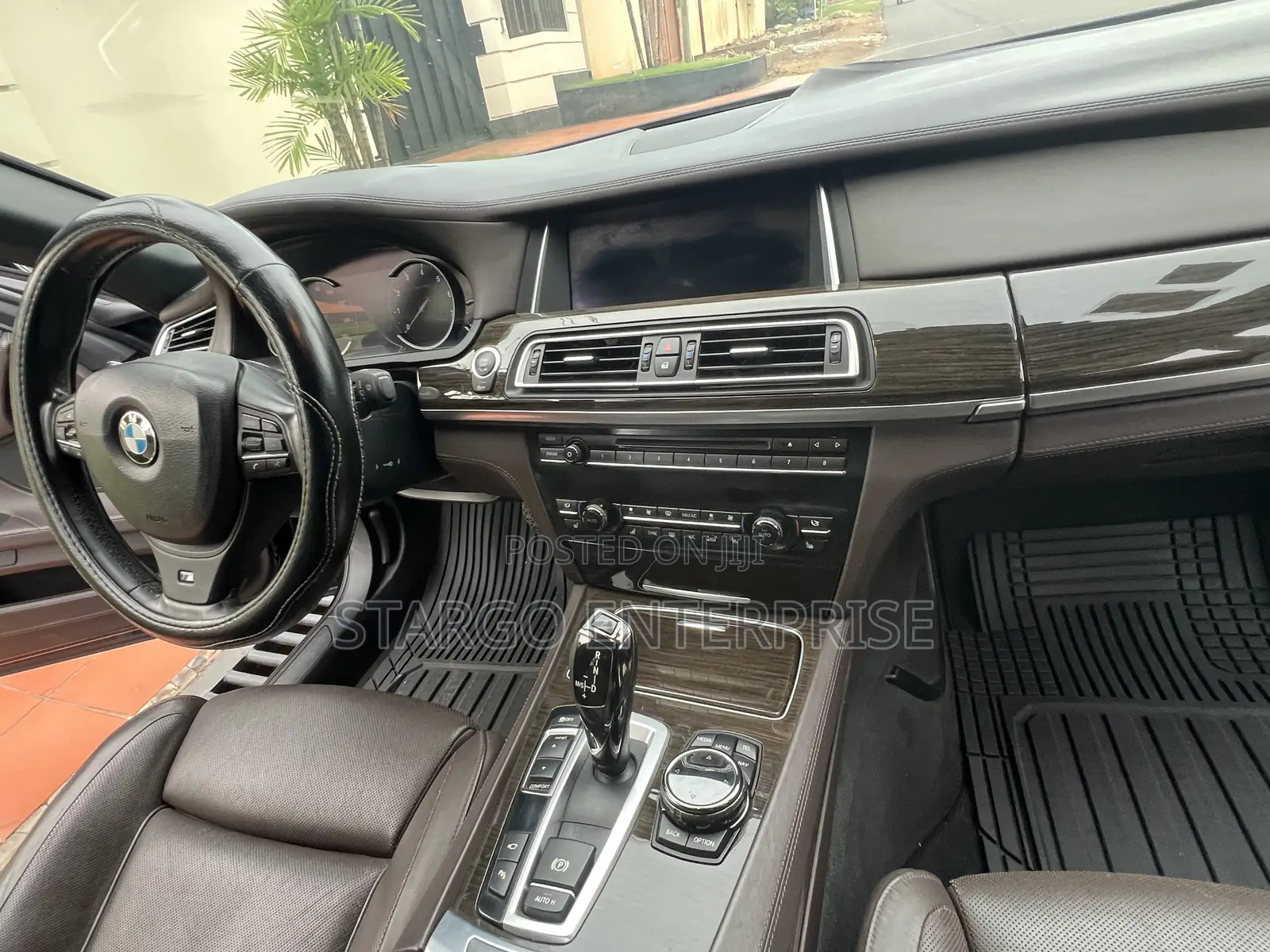 BMW 7 Series 750Li 4dr Sedan (4.4L 8cyl Turbo 8A) 2015 Blue
