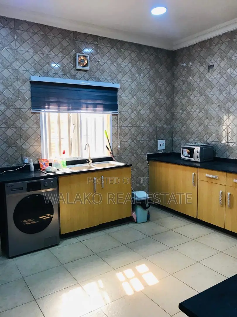 Furnished 3bdrm House in Pillar 2 for sale