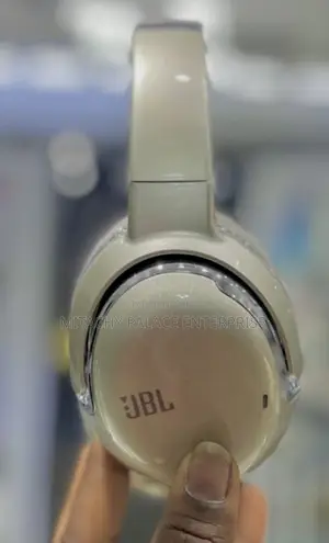 JBL Tour One Headset