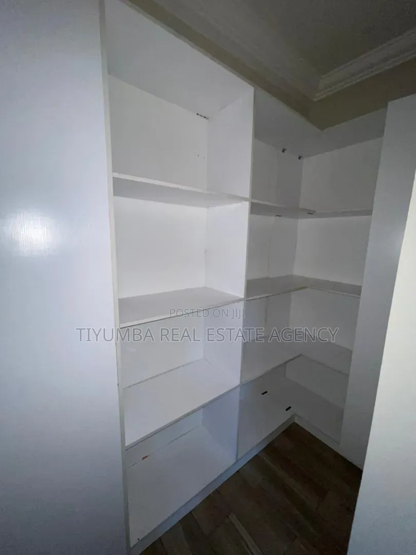 Furnished 3bdrm House in Westland, Police Station for rent