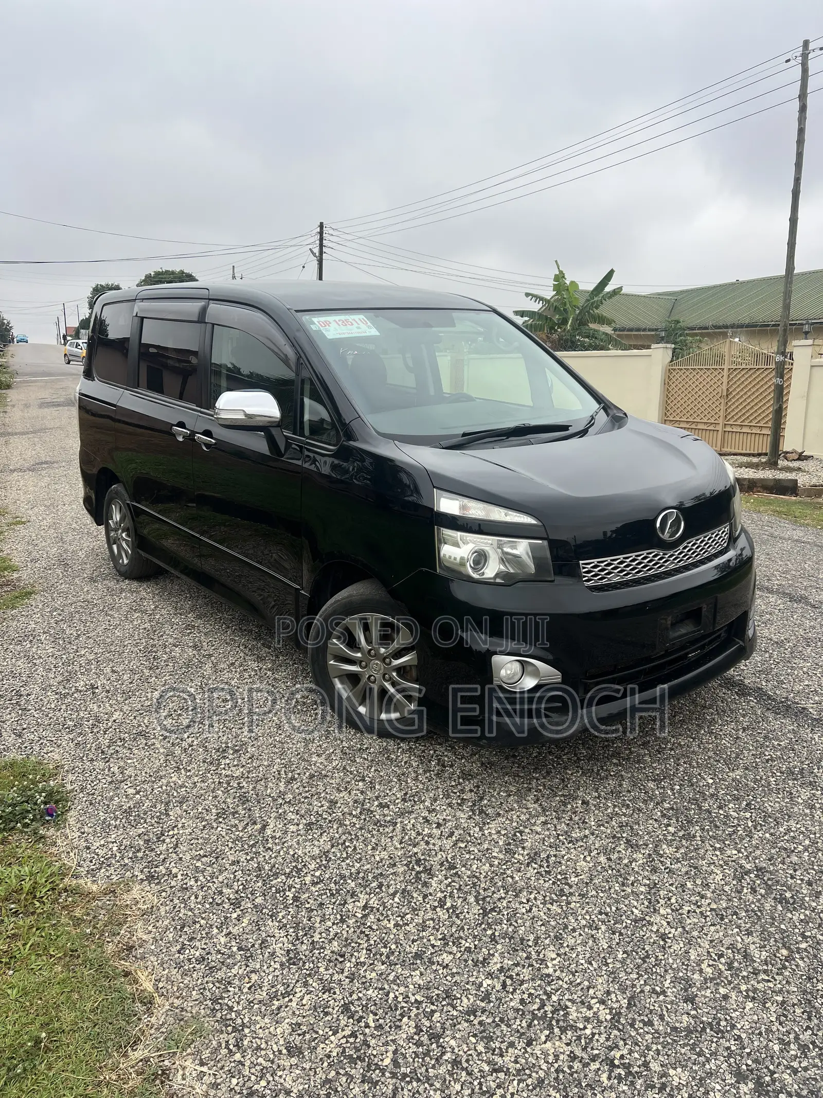 Toyota Voxy 2010 Black