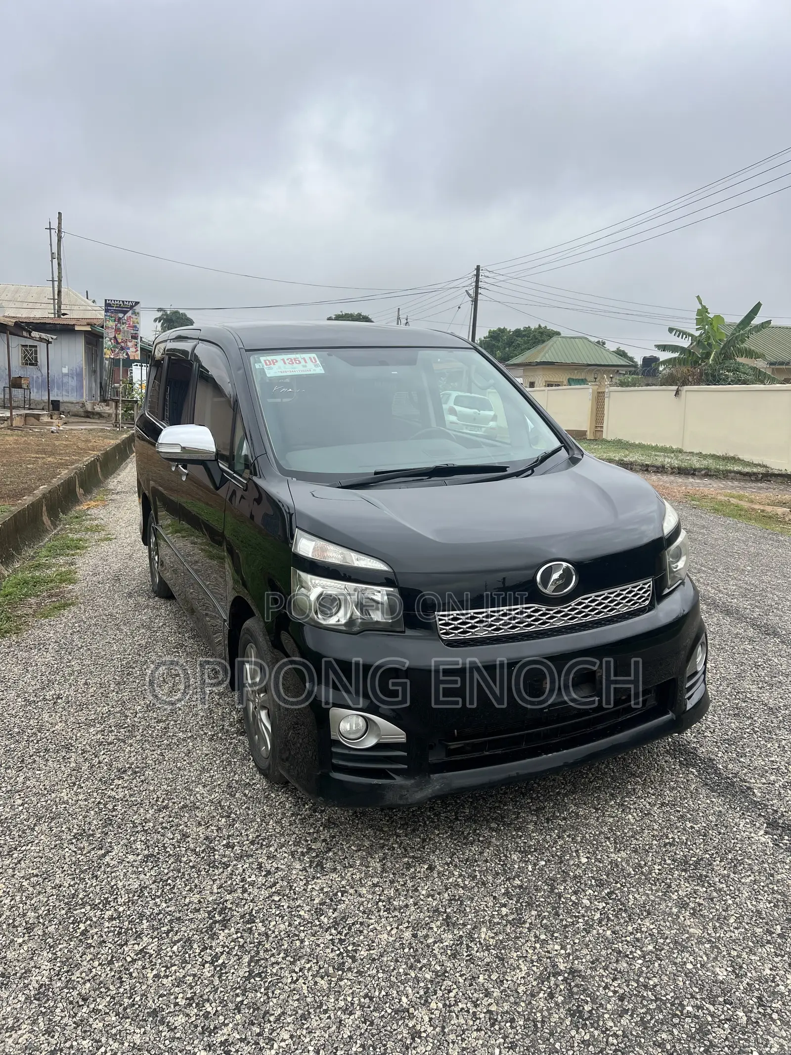 Toyota Voxy 2010 Black