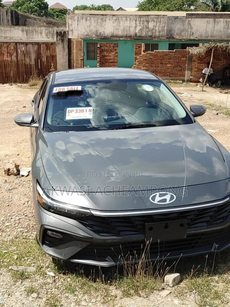 Hyundai Elantra SEL Sport IVT 2025 Gray